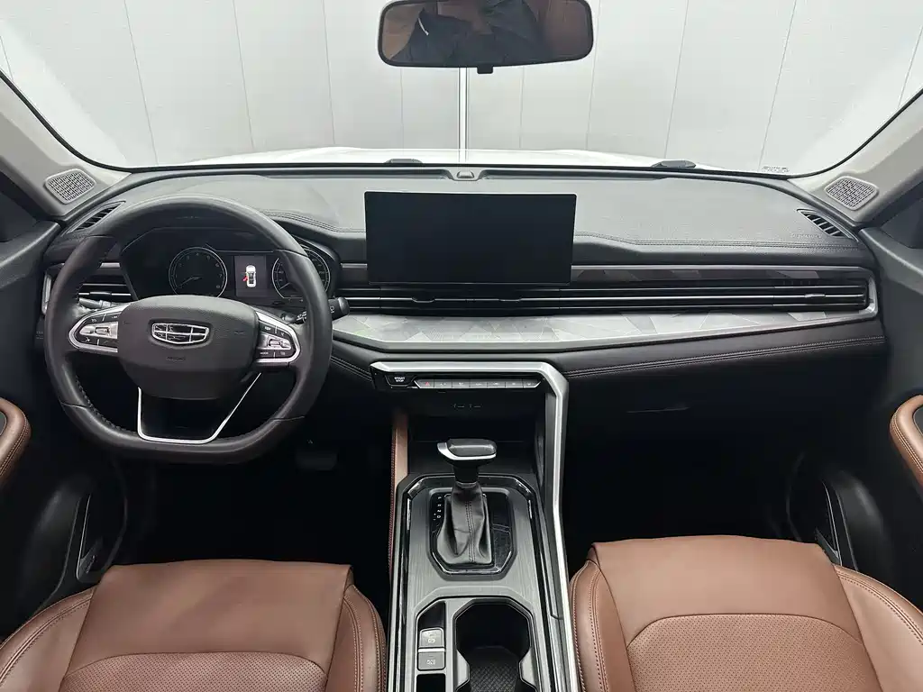 Geely Automobile Geely Emgrand X6 2021 PRO 1.4T Automatic Premium Edition 2022 - thumbnail 6