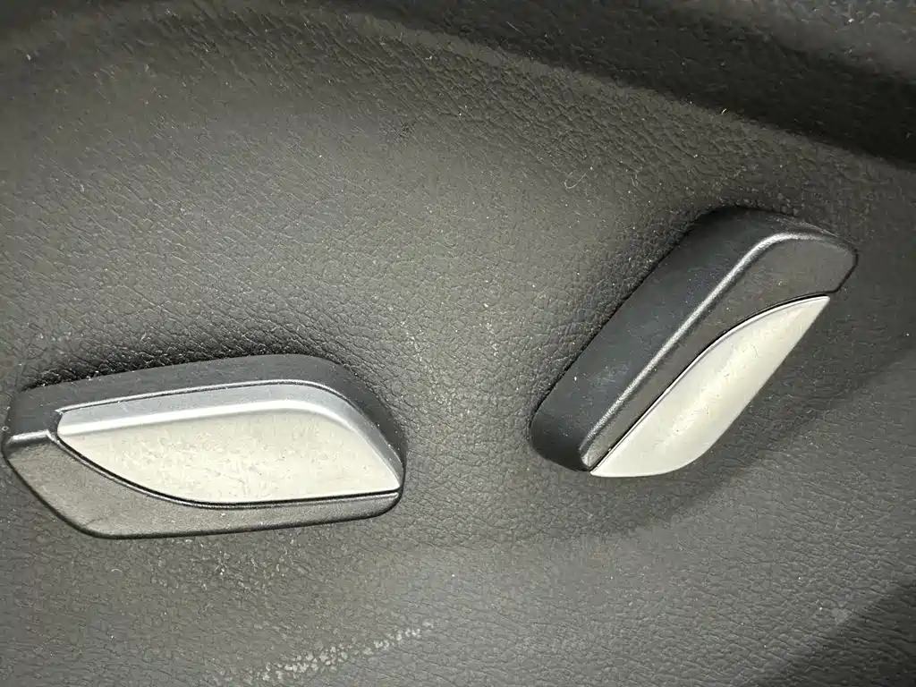 Geely Automobile Geely Emgrand X6 2021 PRO 1.4T Automatic Premium Edition 2022 - thumbnail 12