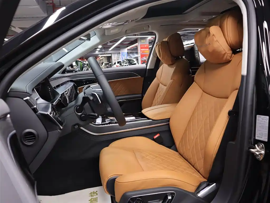 Audi Audi A8 2025 A8L Horch Founder's Edition 55TFSI 2026 - thumbnail 10