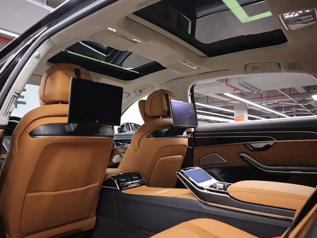 Audi Audi A8 2025 A8L Horch Founder's Edition 55TFSI 2026 - thumbnail 24