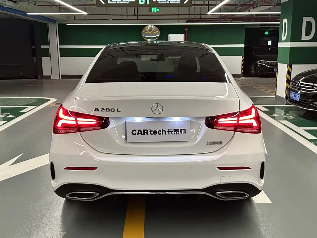 Mercedes-Benz Mercedes-Benz A-Class 2021 A 200 L Sport Sedan Fashion Edition 2021 - thumbnail 3