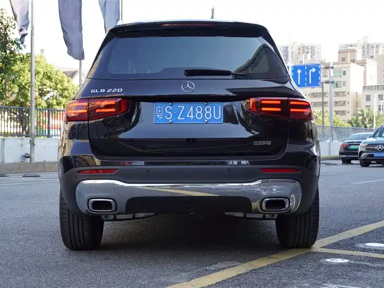 Mercedes-Benz Mercedes-Benz GLB 2025 GLB 220 Style 2025 - thumbnail 4