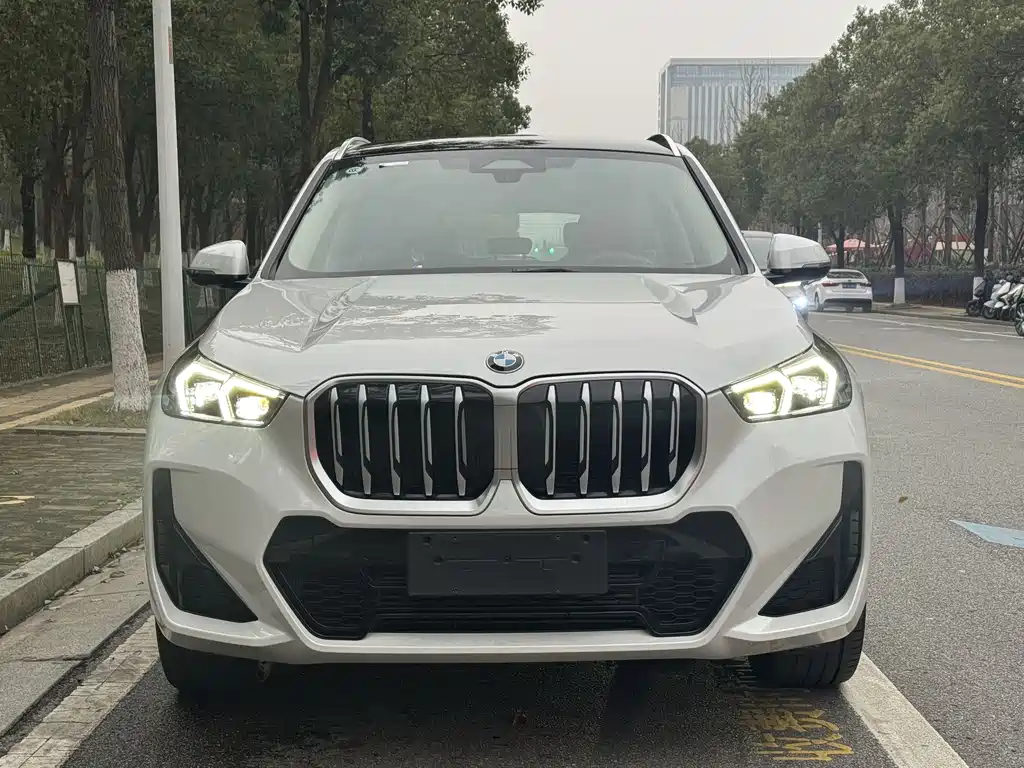 BMW BMW X1 2024 xDrive25Li M Sport Package 2024 - thumbnail 2