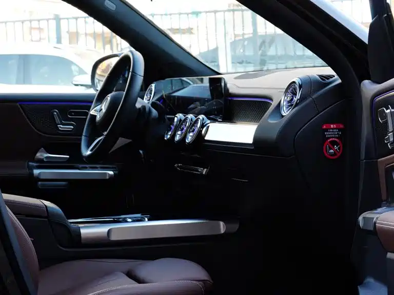 Mercedes-Benz Mercedes-Benz GLB 2025 GLB 220 Style 2025 - thumbnail 14
