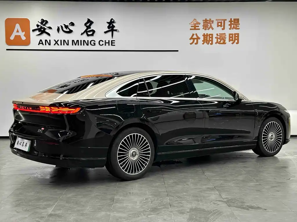 Lantu Auto Lantu Zhuiguang L 2026 AWD Ultra 2025 - thumbnail 3