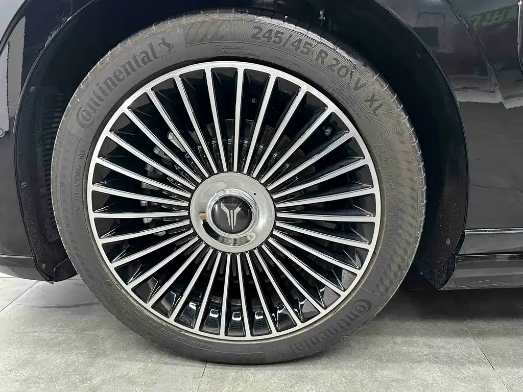 Lantu Auto Lantu Zhuiguang L 2026 AWD Ultra 2025 - thumbnail 6