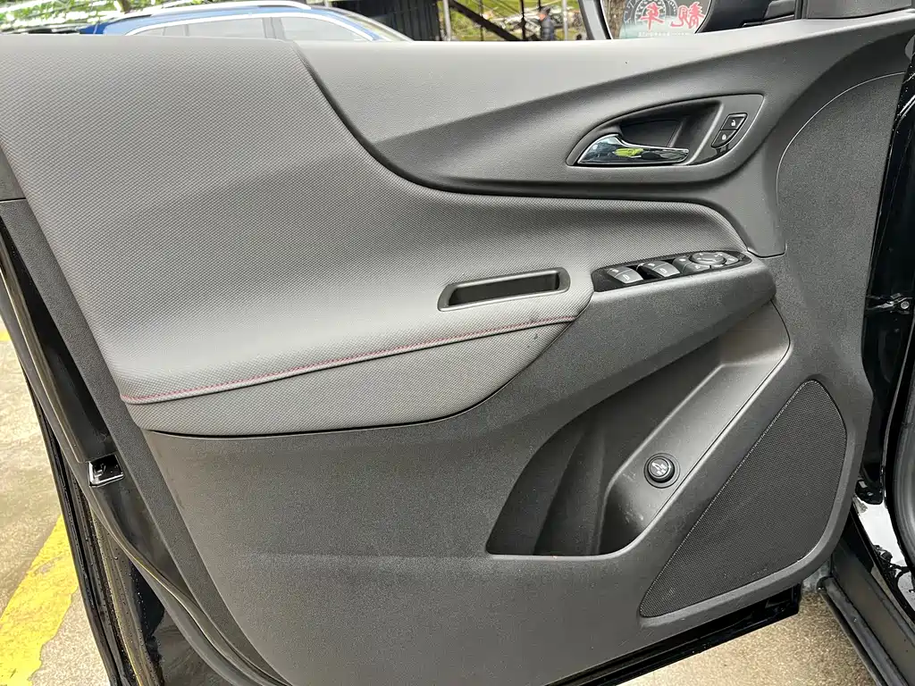 Chevrolet Equinox 2022 Mild Hybrid 550T RS Intelligent Edition 2023 - thumbnail 7