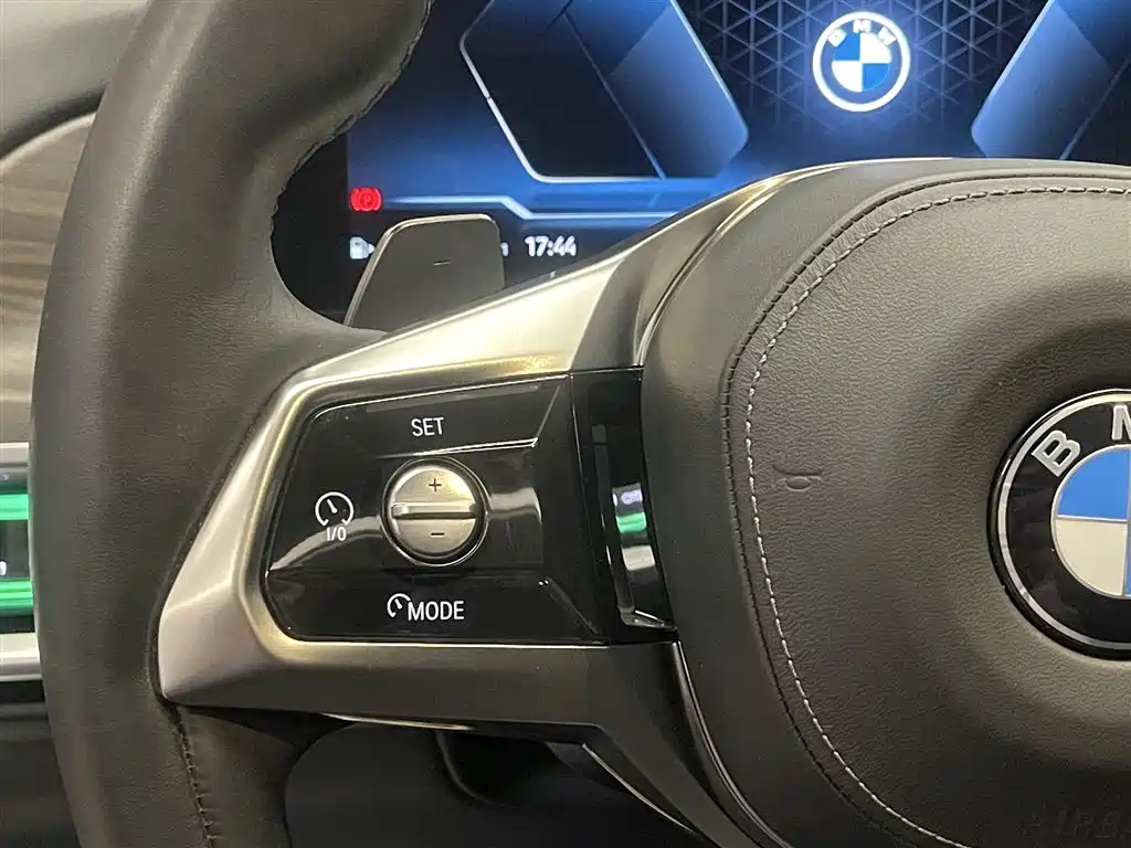 BMW BMW 7 Series 2023 735Li Luxury Package 2023 - thumbnail 20