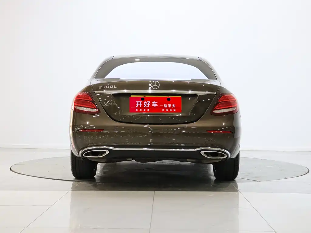 Mercedes-Benz Mercedes-Benz E-Class 2016 E 300 L Fashion Edition 2017 - thumbnail 2