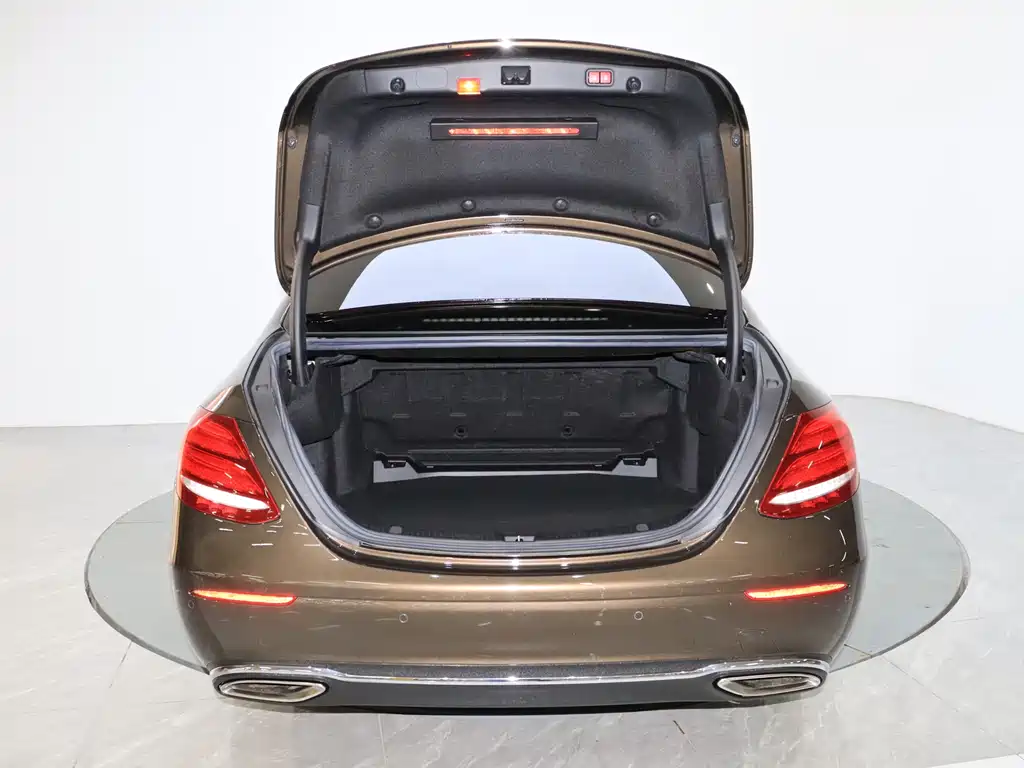 Mercedes-Benz Mercedes-Benz E-Class 2016 E 300 L Fashion Edition 2017 - thumbnail 15