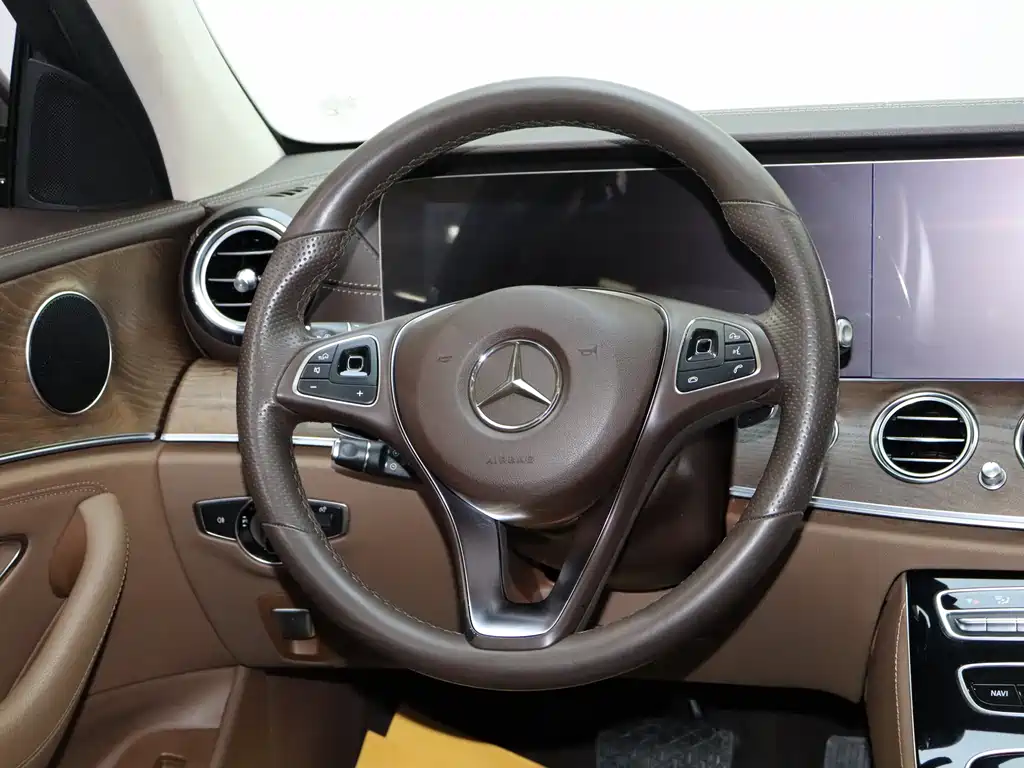 Mercedes-Benz Mercedes-Benz E-Class 2016 E 300 L Fashion Edition 2017 - thumbnail 18