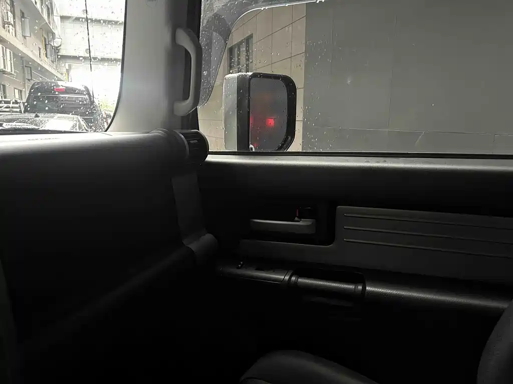 Toyota Toyota Land Cruiser FJ 2018 4.0L Middle East Edition 2020 - thumbnail 14