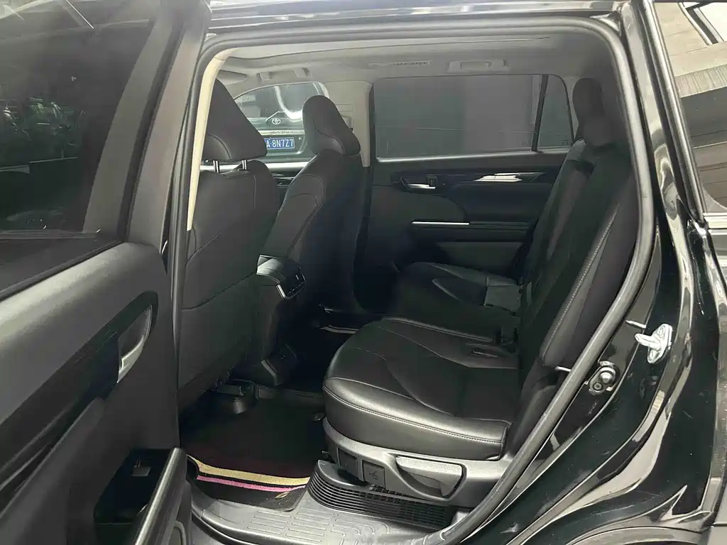 Toyota Toyota Highlander Hybrid 2.5L Two-Wheel Drive Premium Edition 7-Seat 2022 Model 2023 - thumbnail 18