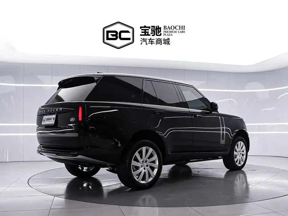 Land Rover Range Rover 2025 3.0 L6 360PS Vogue Edition 2025 - thumbnail 3