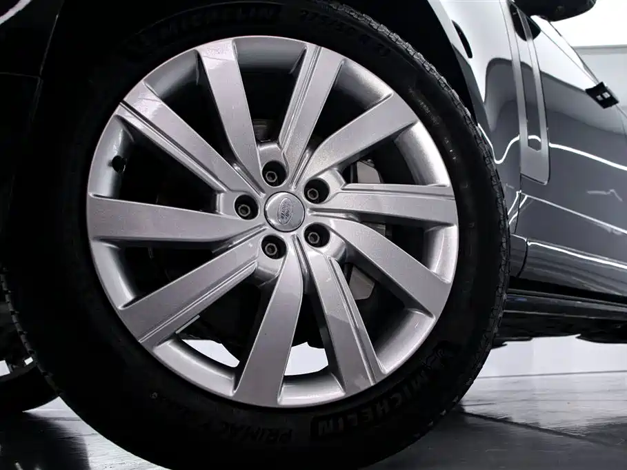 Land Rover Range Rover 2025 3.0 L6 360PS Vogue Edition 2025 - thumbnail 16