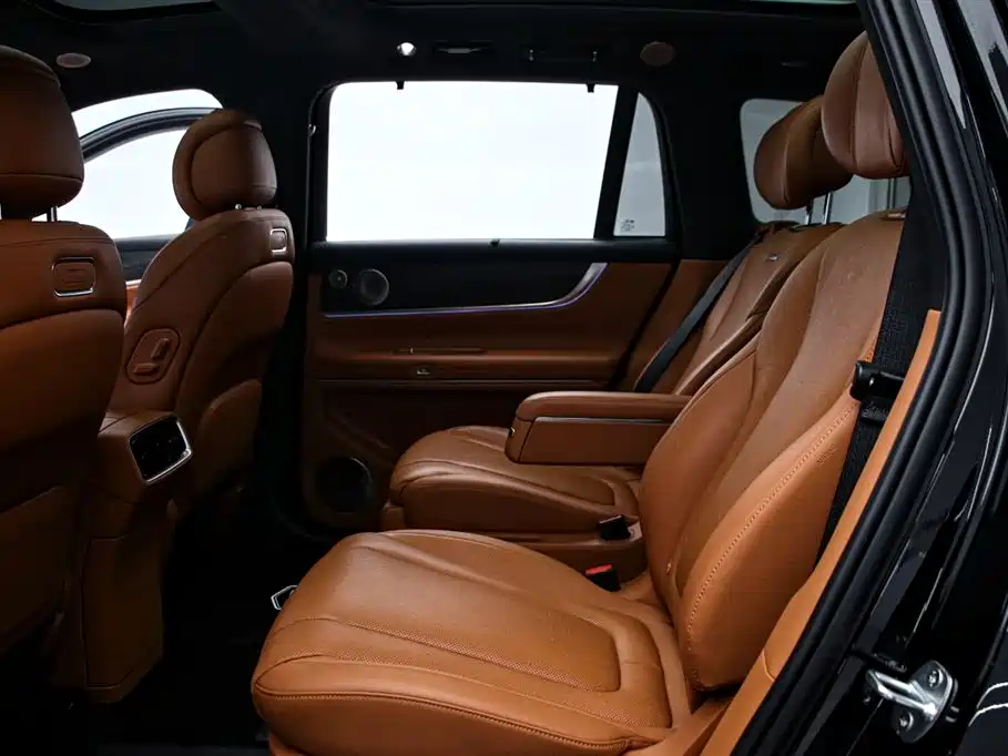 AITO M9 Aito M9 2024 Extended Range Ultra 42kWh 6-seater 2025 - thumbnail 12