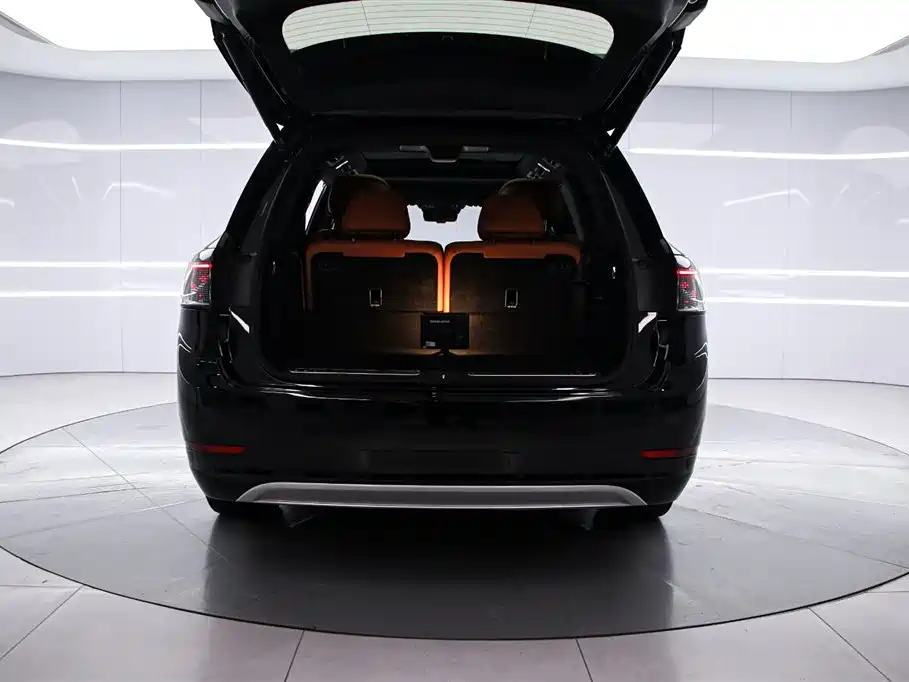 AITO M9 Aito M9 2024 Extended Range Ultra 42kWh 6-seater 2025 - thumbnail 13