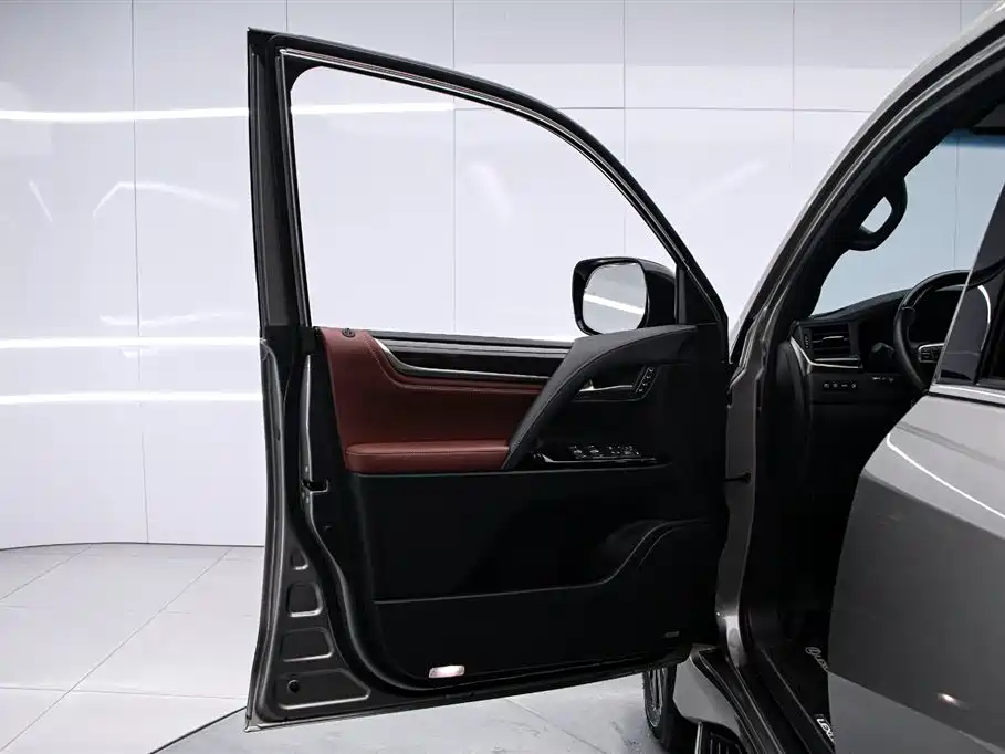Lexus Lexus LX 570 2021 Model Canadian Specification 2023 - thumbnail 11