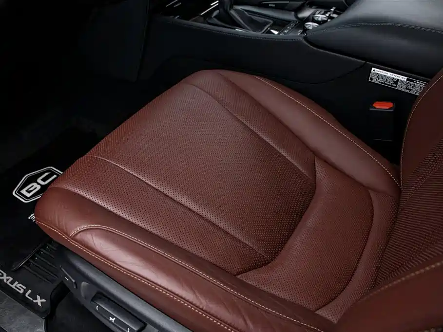 Lexus Lexus LX 570 2021 Model Canadian Specification 2023 - thumbnail 13