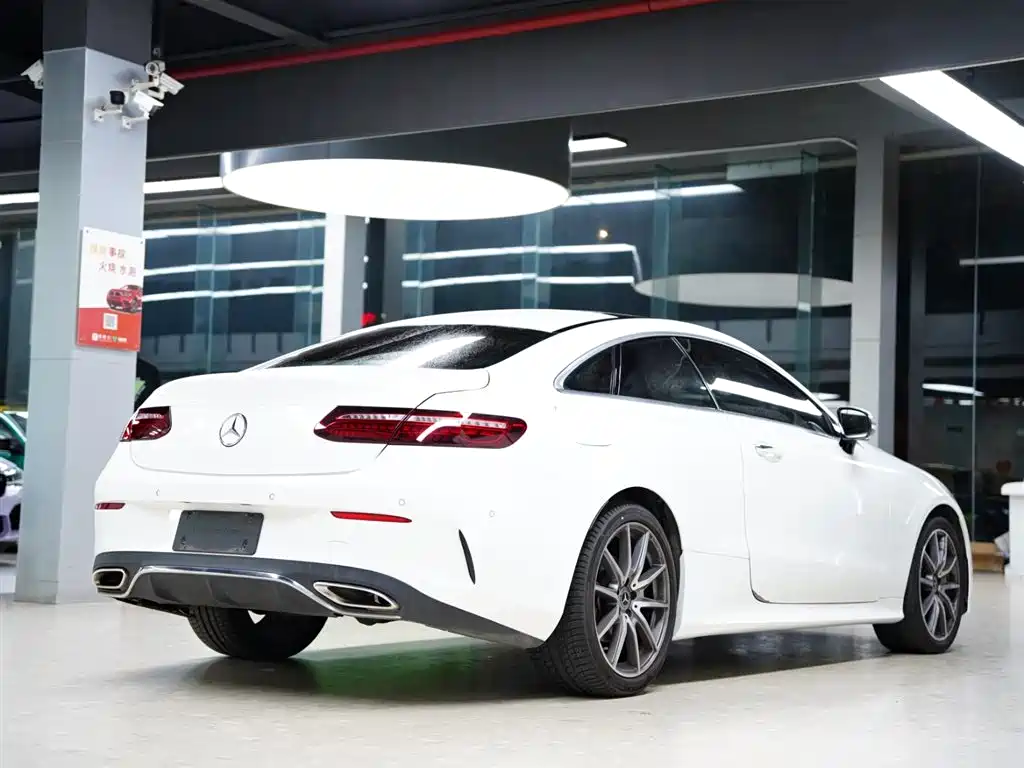 Mercedes-Benz Mercedes-Benz E-Class Coupe E 260 (2023 Model Year) 2024 - thumbnail 6