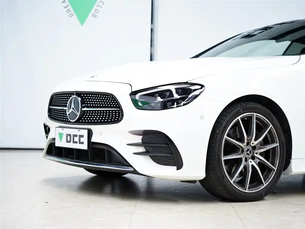 Mercedes-Benz Mercedes-Benz E-Class Coupe E 260 (2023 Model Year) 2024 - thumbnail 16