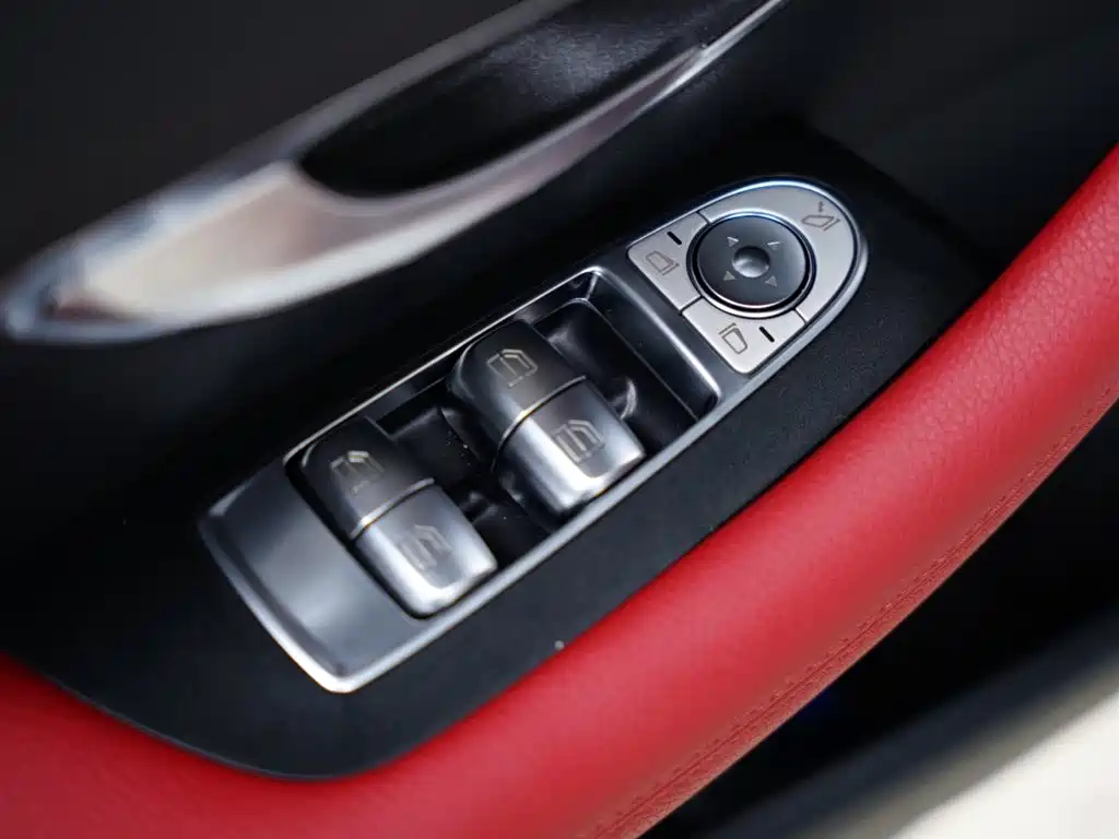 Mercedes-Benz Mercedes-Benz E-Class Coupe E 260 (2023 Model Year) 2024 - thumbnail 26