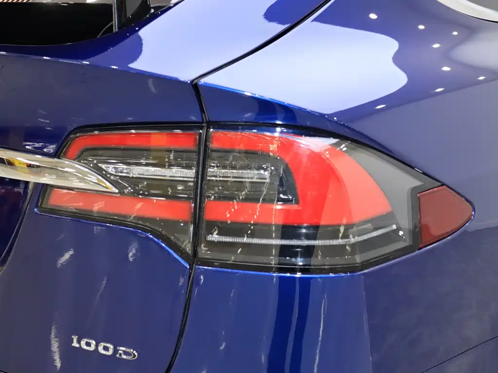 Tesla Model X 2017 Model X 100D Long Range Version 2019 - thumbnail 7