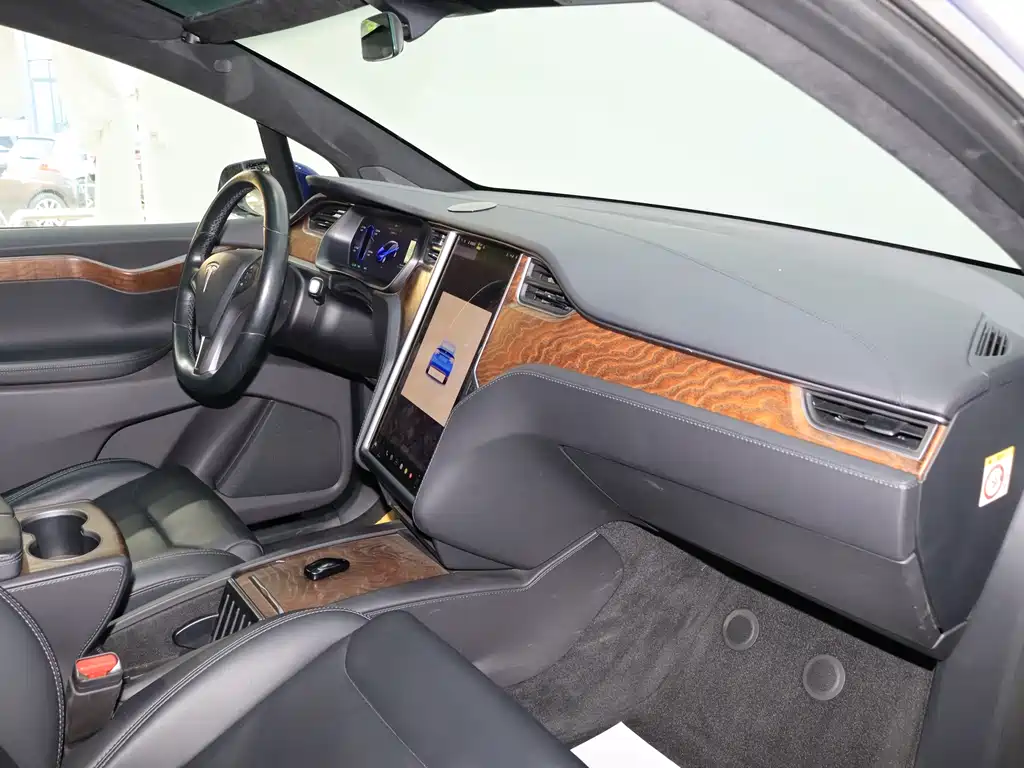 Tesla Model X 2017 Model X 100D Long Range Version 2019 - thumbnail 9