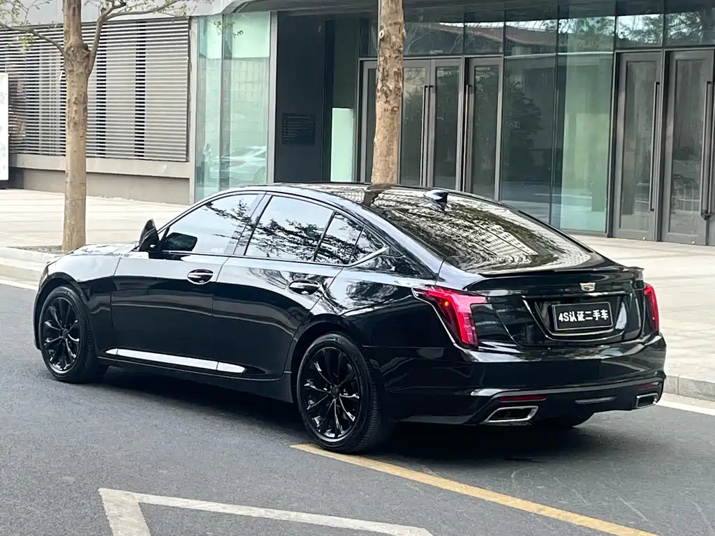 Cadillac Cadillac CT5 2023 28T Luxury (Standard) 2023 - thumbnail 4