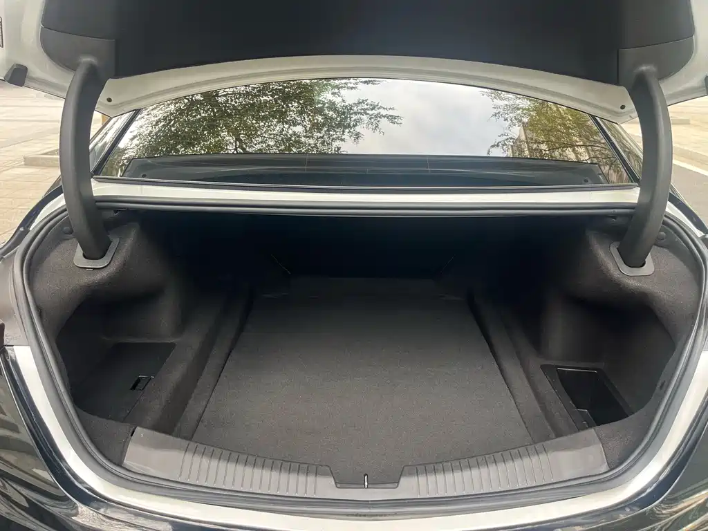Cadillac Cadillac CT5 2023 28T Luxury (Standard) 2023 - thumbnail 12