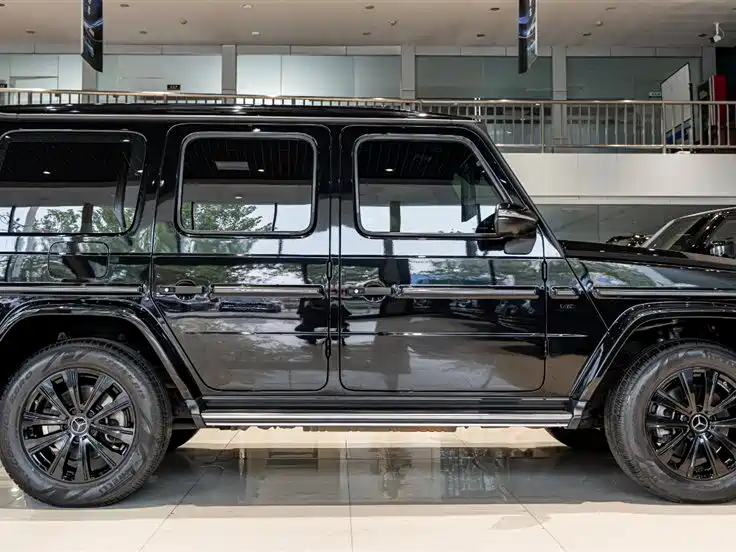 Mercedes-Benz Mercedes-Benz G-Class 2022 G 500 2022 - thumbnail 4