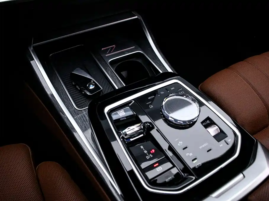 BMW BMW 7 Series 2023 740Li M Sport Package 2023 - thumbnail 9