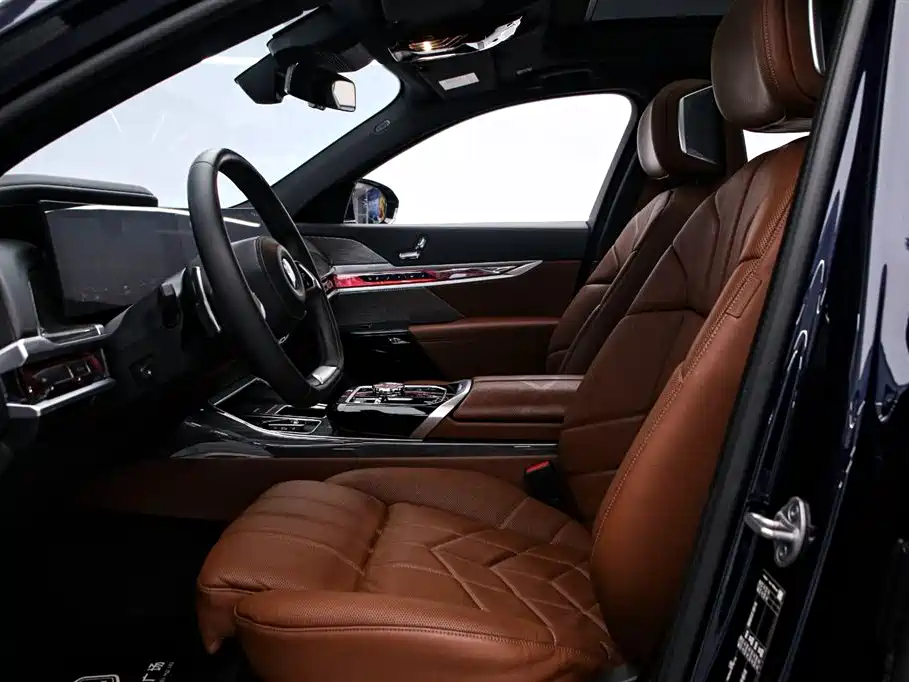 BMW BMW 7 Series 2023 740Li M Sport Package 2023 - thumbnail 12
