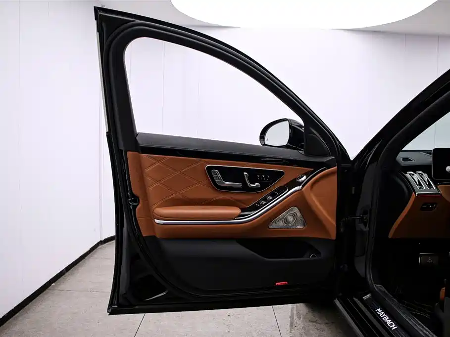 Mercedes-Benz Maybach S-Class 2021 S 480 4MATIC 2022 - thumbnail 11