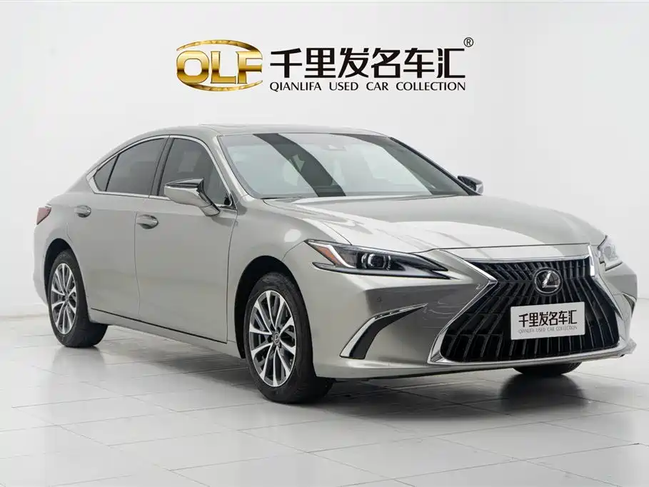 Lexus Lexus ES 2022 200 Excellence Edition 2024 - thumbnail 3
