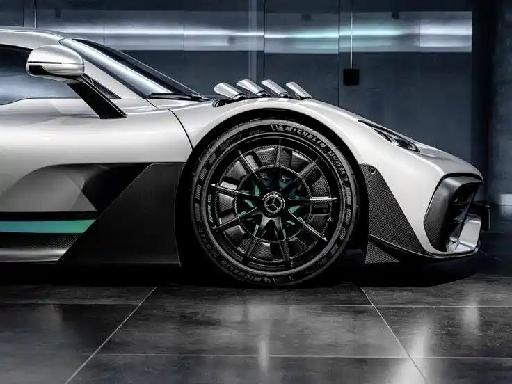 Mercedes-Benz Mercedes-AMG ONE 2023 1.6T Automatic 2026 - thumbnail 3