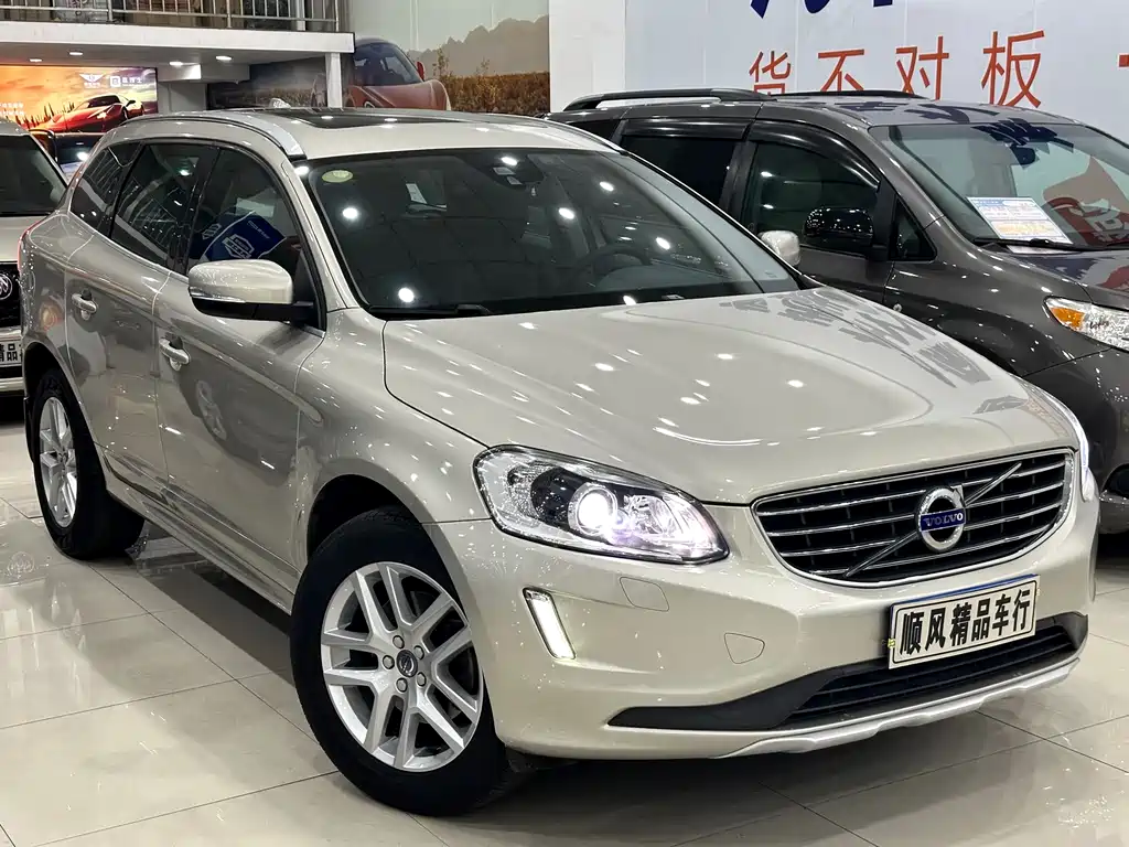 Volvo Volvo XC60 2017 T5 IntelliSafe Upgrade Edition 2017 - thumbnail 5