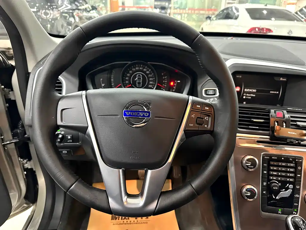 Volvo Volvo XC60 2017 T5 IntelliSafe Upgrade Edition 2017 - thumbnail 7