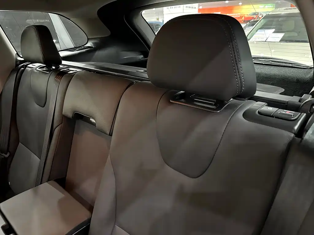 Volvo Volvo XC60 2017 T5 IntelliSafe Upgrade Edition 2017 - thumbnail 11