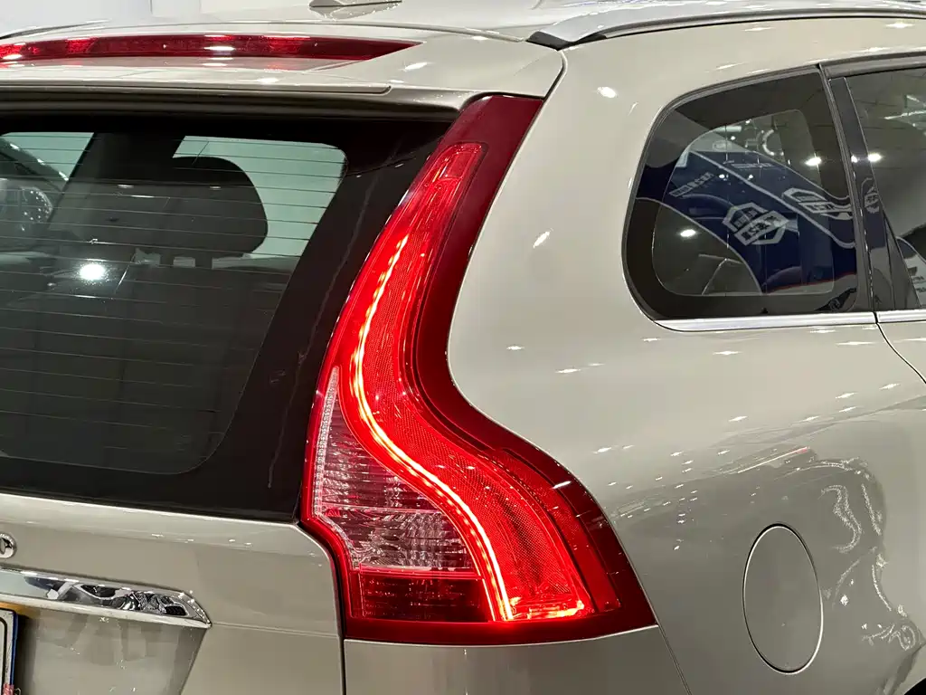 Volvo Volvo XC60 2017 T5 IntelliSafe Upgrade Edition 2017 - thumbnail 24