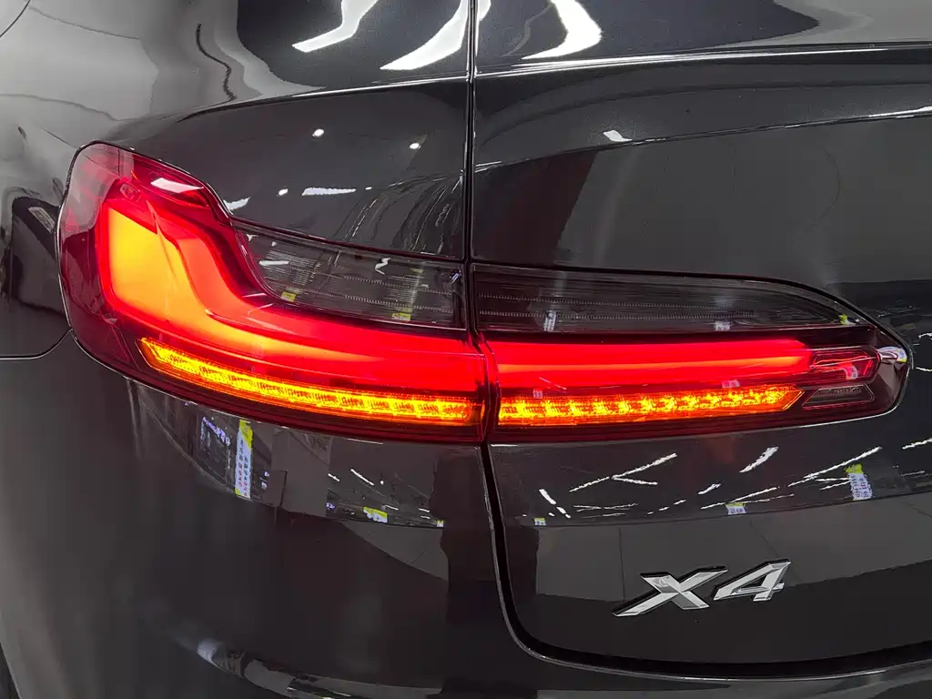 BMW BMW X4 2020 xDrive25i M Sport Package 2020 - thumbnail 14