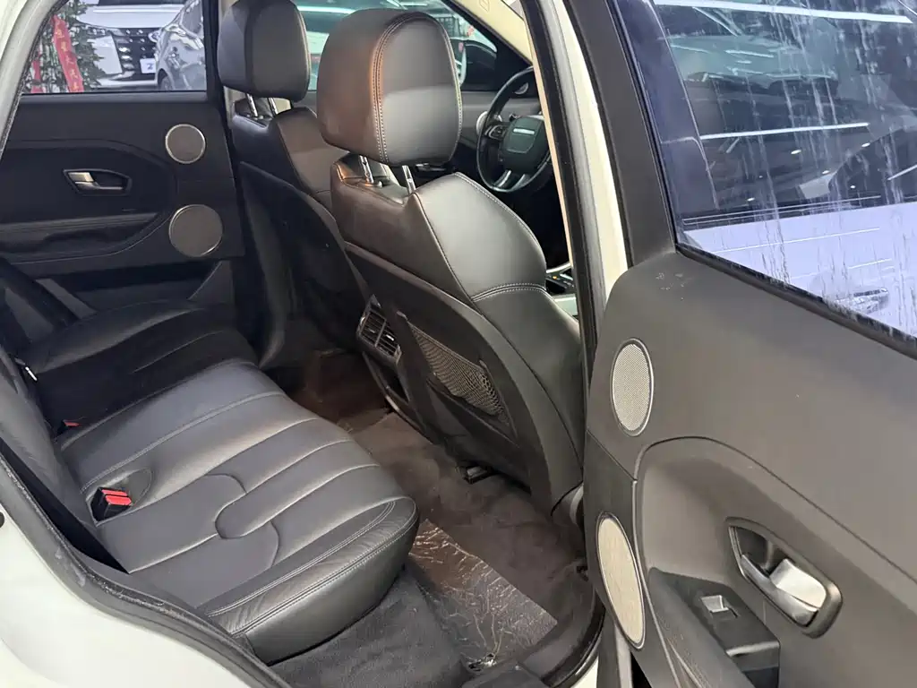 Land Rover Range Rover Evoque 2015 2.0T Five-Door Style Edition 2016 - thumbnail 17