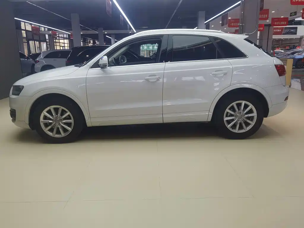 Audi Audi Q3 2015 30 TFSI Progressive Edition 2015 - thumbnail 2