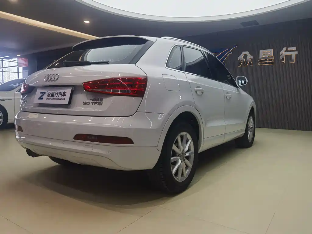 Audi Audi Q3 2015 30 TFSI Progressive Edition 2015 - thumbnail 4