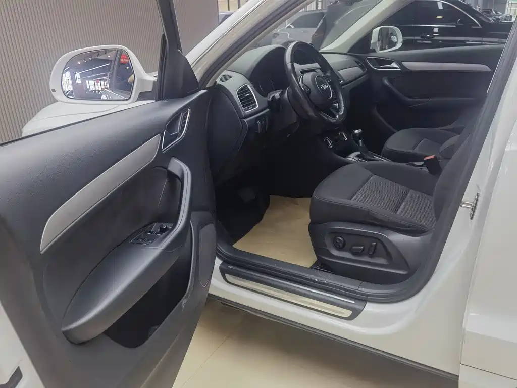 Audi Audi Q3 2015 30 TFSI Progressive Edition 2015 - thumbnail 8
