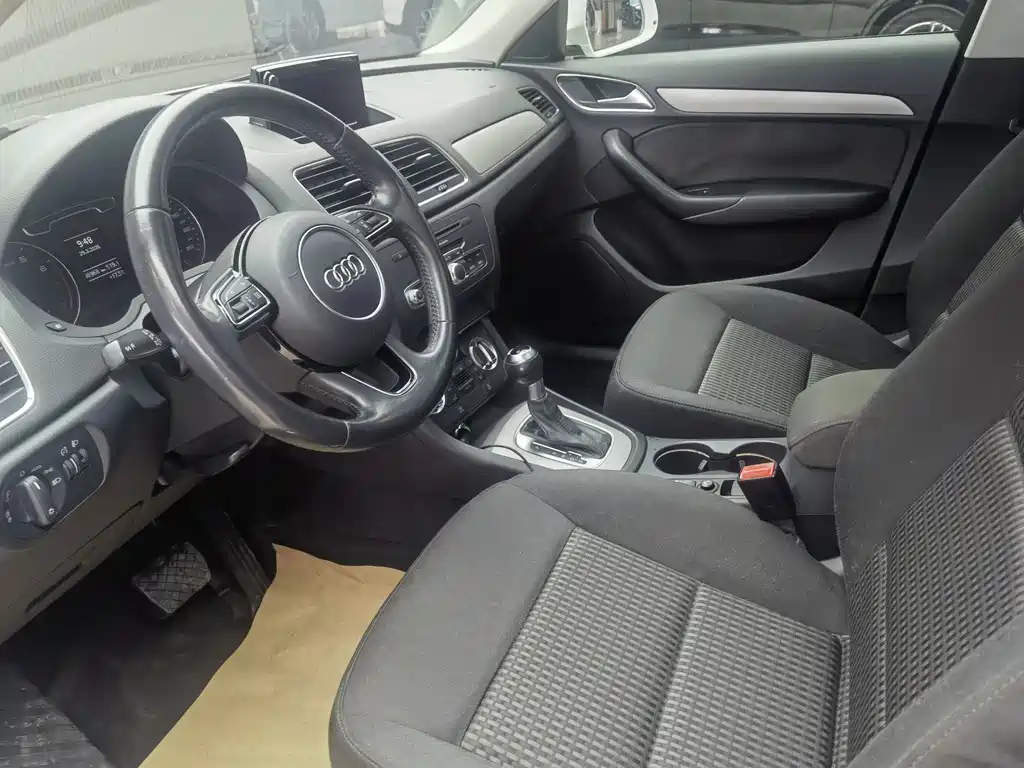 Audi Audi Q3 2015 30 TFSI Progressive Edition 2015 - thumbnail 9
