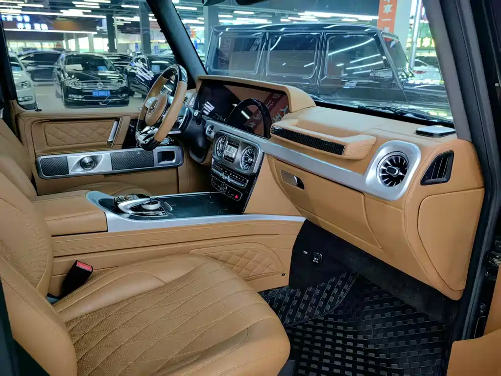 Mercedes-Benz Mercedes-Benz G-Class AMG 2013 AMG G 63 2013 - thumbnail 4