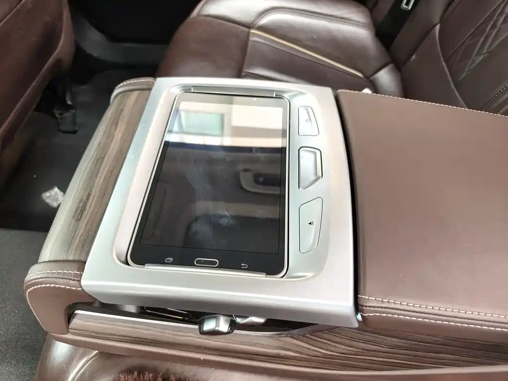 BMW BMW 5 Series 2019 530Li Luxury Package 2019 - thumbnail 7