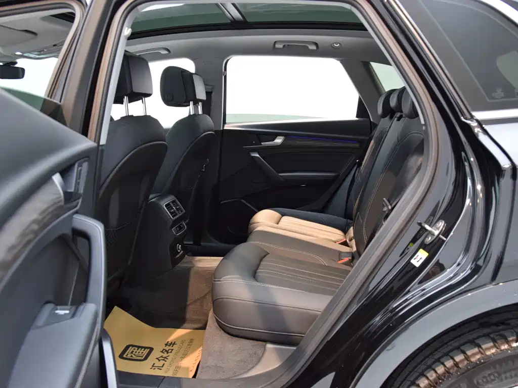Audi Audi Q5L 2022 Facelift 40T Luxury Elegant Model 2023 - thumbnail 5