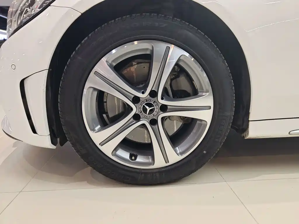 Mercedes-Benz Mercedes-Benz C-Class 2019 Facelift C 260 L Sport Edition 2019 - thumbnail 4